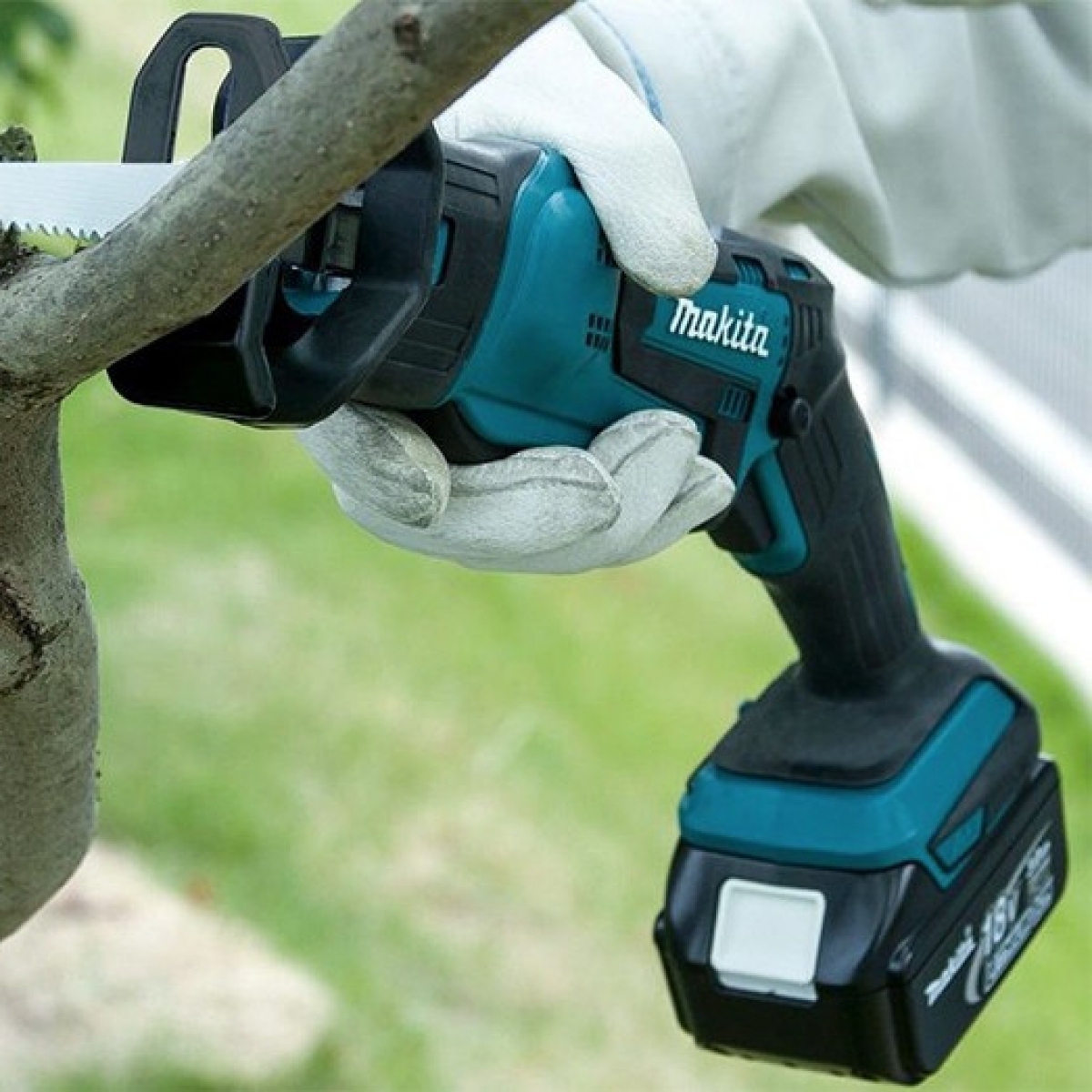 Makita akumulatorski sabljasta pila DJR183Z - SAMO ALAT