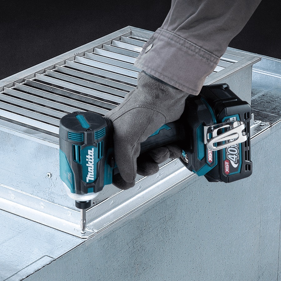 Makita akumulatorski udarni odvijač XGT TD001GD201 (40Vmax, Li-ion, 2x4Ah) brushless motor