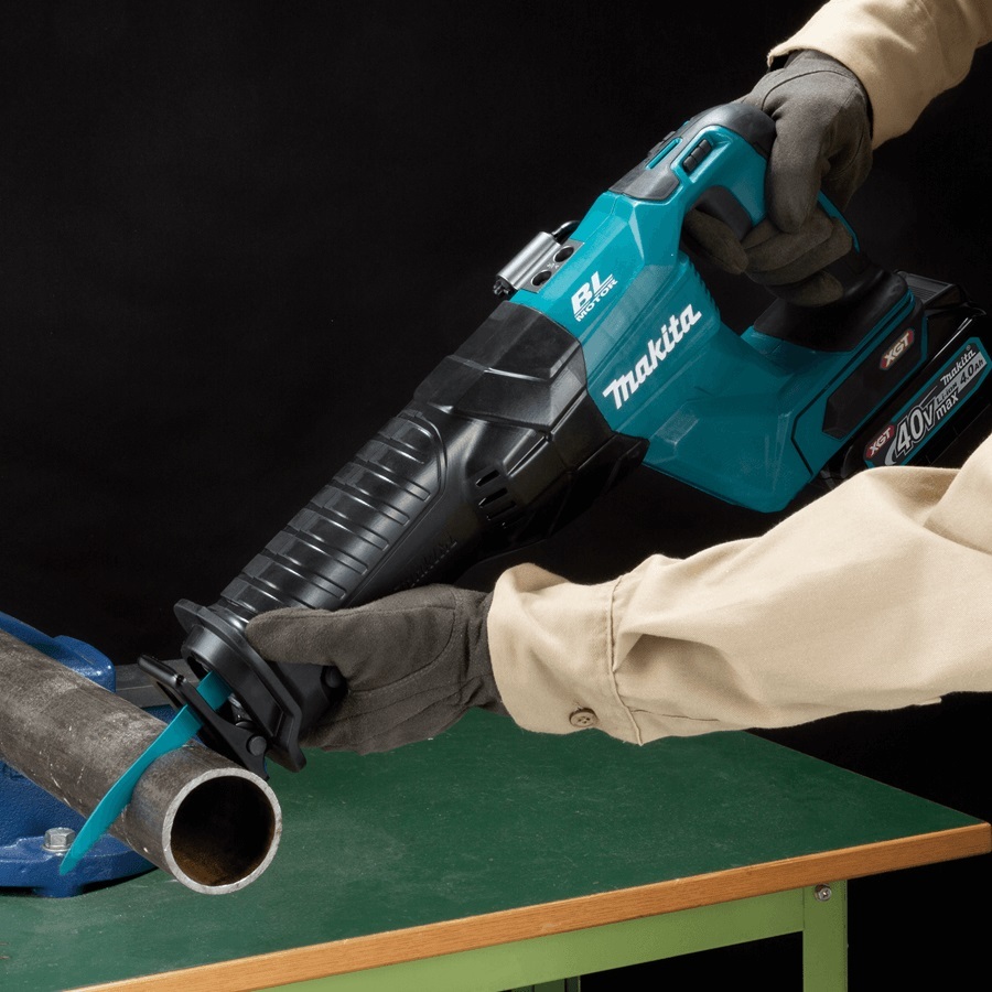 Makita akumulatorska sabljasta pila XGT JR001GM201 (40Vmax, Li-ion, 2x4,0Ah) brushless motor