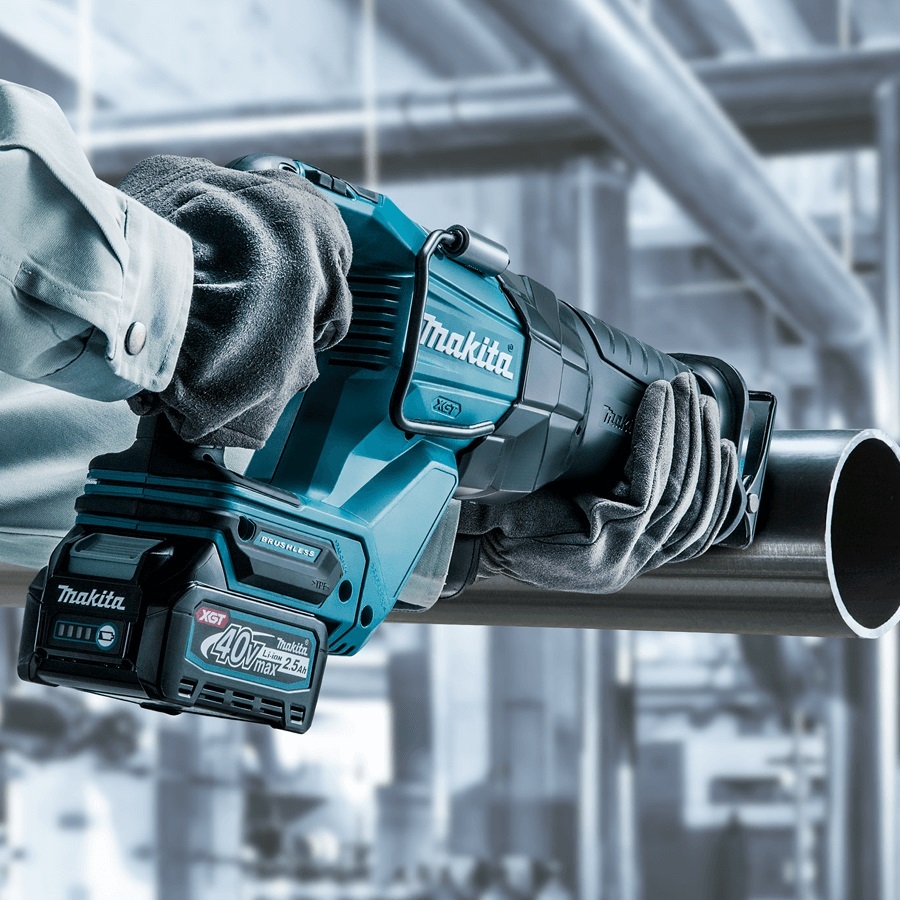 Makita akumulatorska sabljasta pila XGT JR001GM201 (40Vmax, Li-ion, 2x4,0Ah) brushless motor