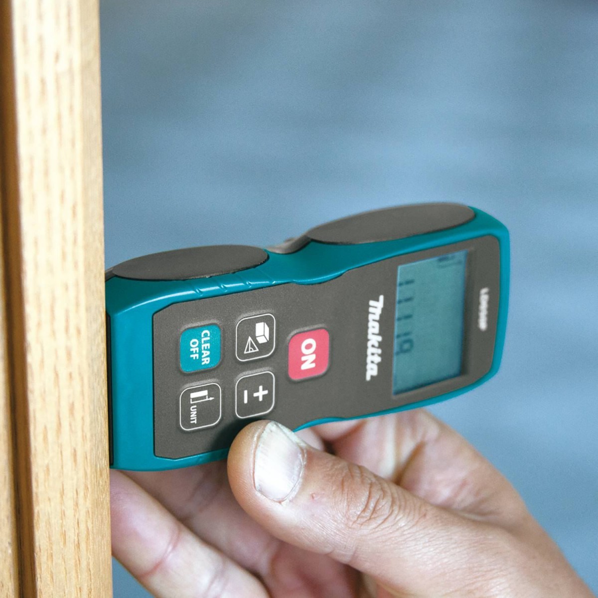 Makita laserski daljinomjer LD050P (50 m)
