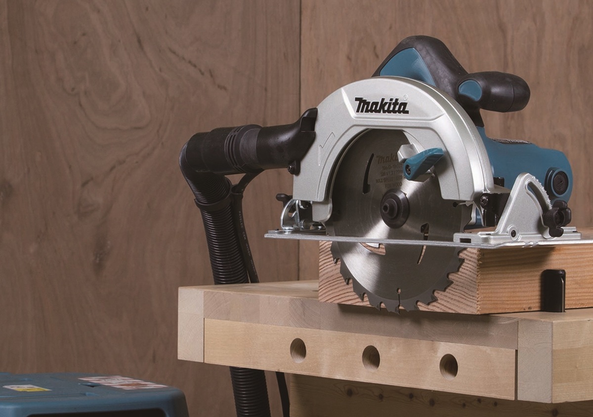 Makita ručna kružna pila HS7601