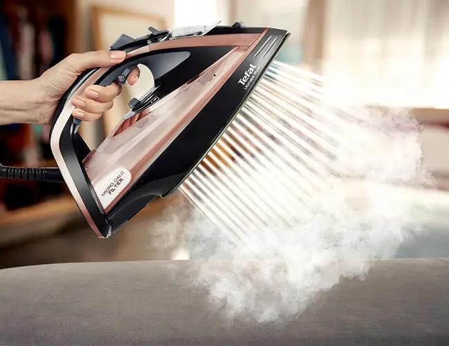 TEFAL pegla na paru FV9845E0; 3200W