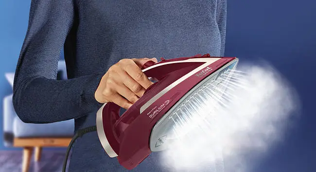 TEFAL pegla na paru FV6820E0 2800W