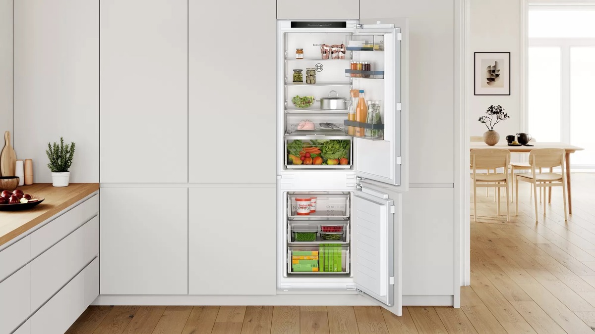 Bosch frižider KIN86VFE0
