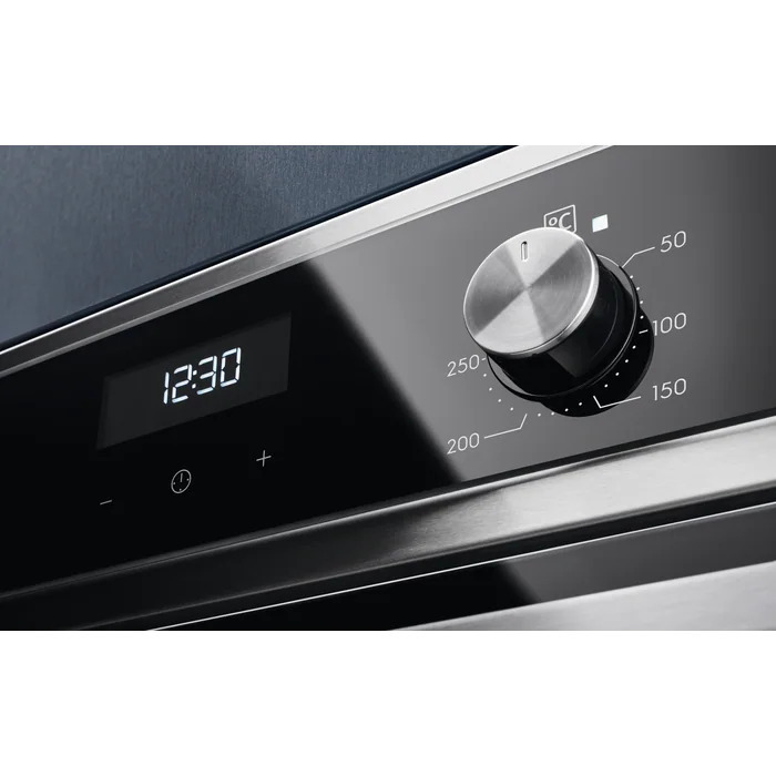 Electrolux pećnica EOF5H40BX