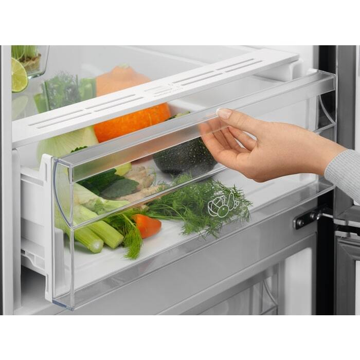 Electrolux frižider LNT5ME32U1