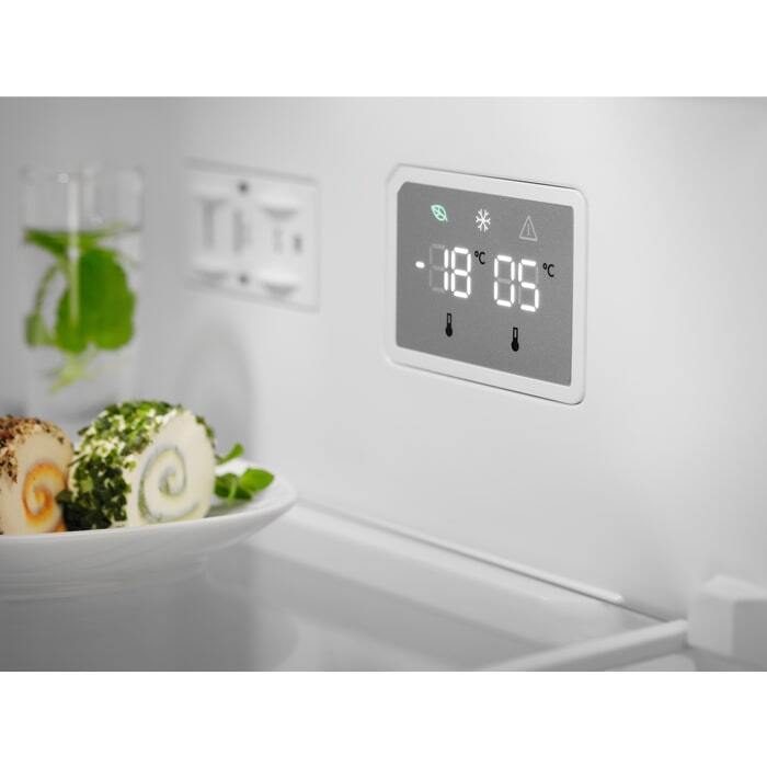 Electrolux frižider LNT5ME32U1