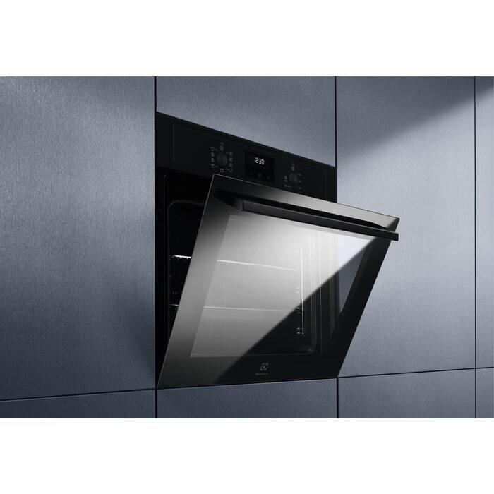 Electrolux pećnica EOF3H40TH
