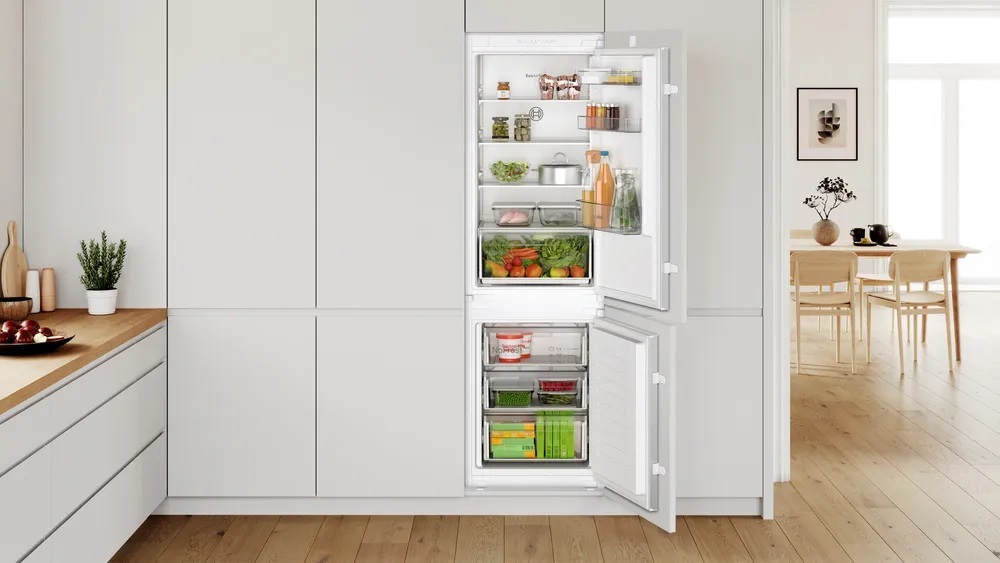 Bosch frižider KIN86NSE0