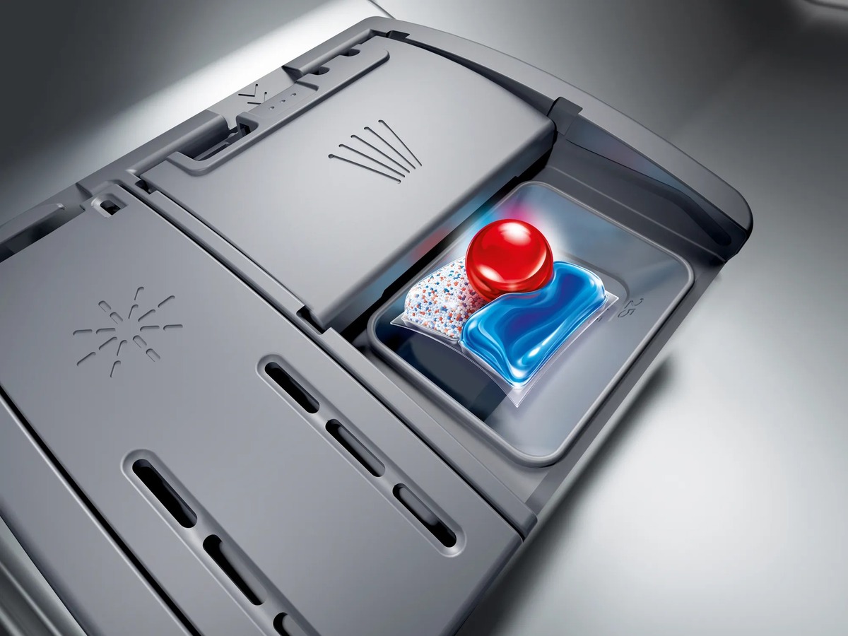 Bosch perilica posuđa SMV6ZCX13E
