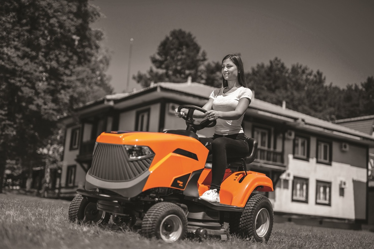 Villager traktorska kosilica VT 985 / 7000 W - 55351