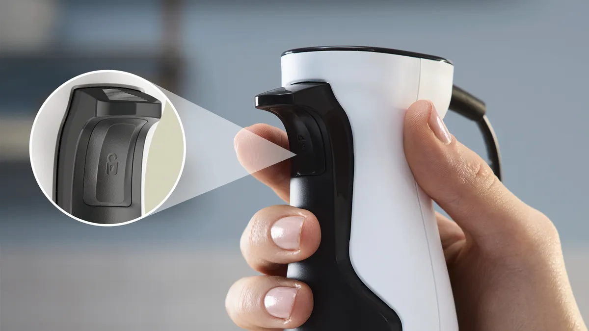 BOSCH štapni mikser MSM4W210; Serie 4; ErgoMaster; 600 W; Bijela