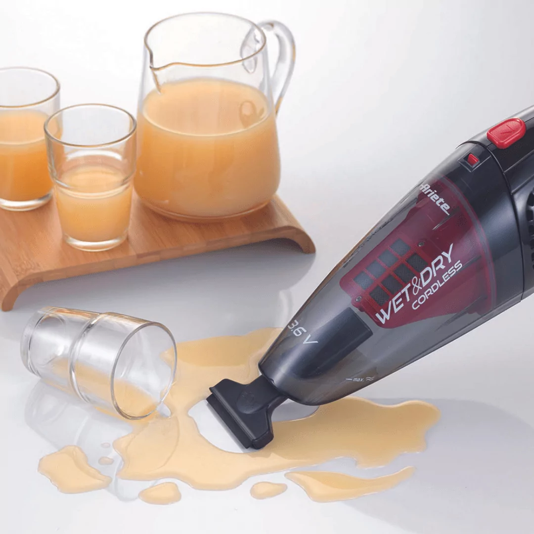ARIETE ručni usisivač 2474 REDLINE