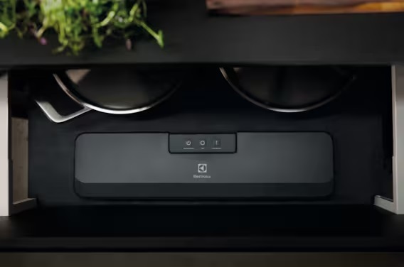 ELECTROLUX aparat za vakumiranje E4VS1-4AG