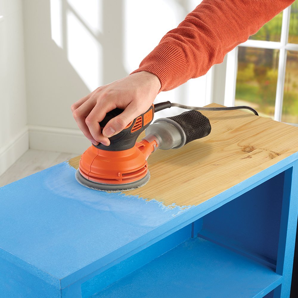 Black & Decker električna rotacijska brusilica BEW210