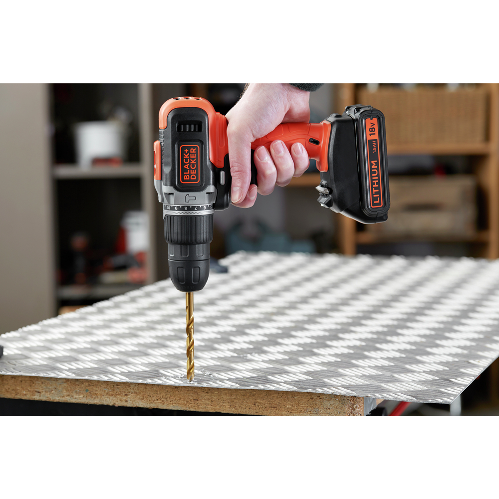 Black & Decker akumulatorska u20rna bušilica BCD003C1