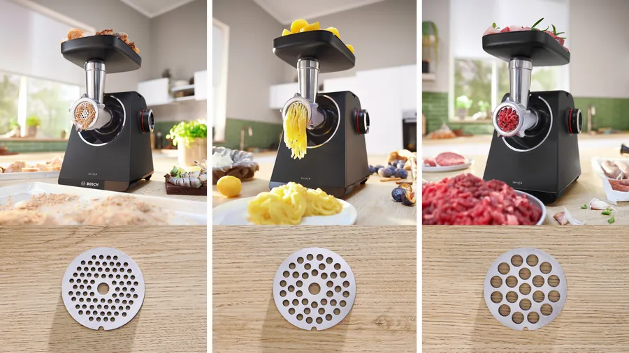 BOSCH aparat za mljevenje mesa MFWS440B MultiPower Series 4; 1900 W; 2.5 kg/min; Crna