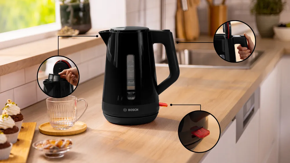 BOSCH kuhalo za vodu TWK1M123 MyMoment 1.7 lit.; 2400 W; Prekriveni grijač; Crna