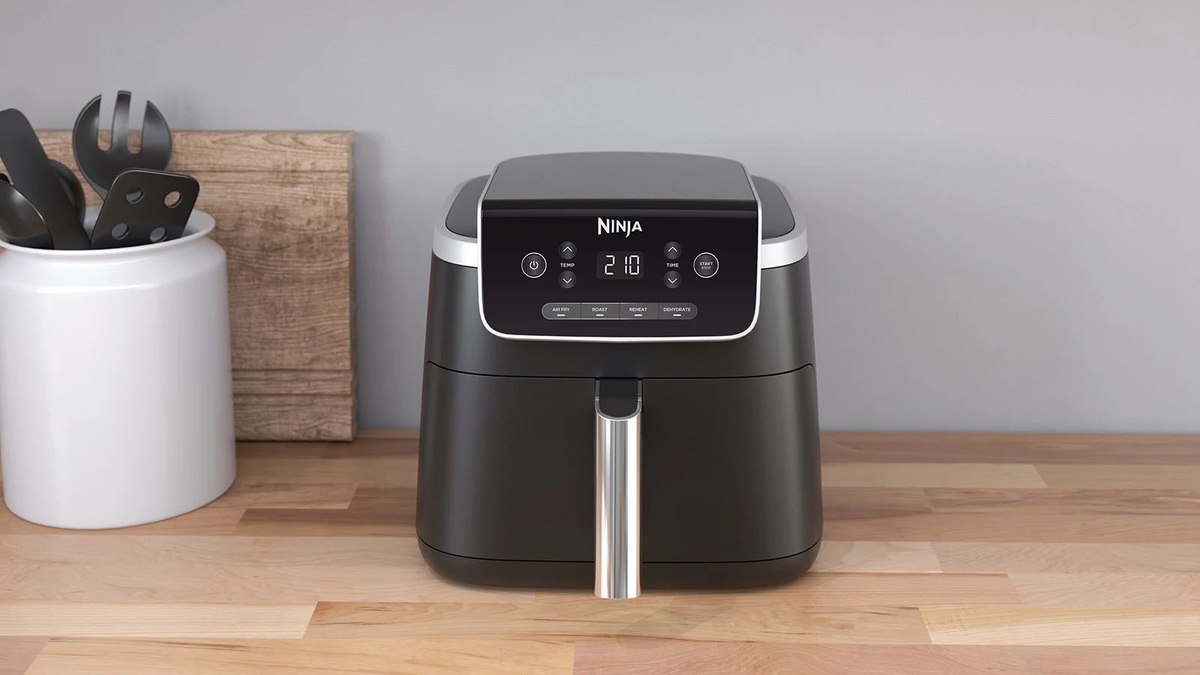 NINJA friteza AF140EU vrući zrak: 1750 W, kapacitet 4.7 L