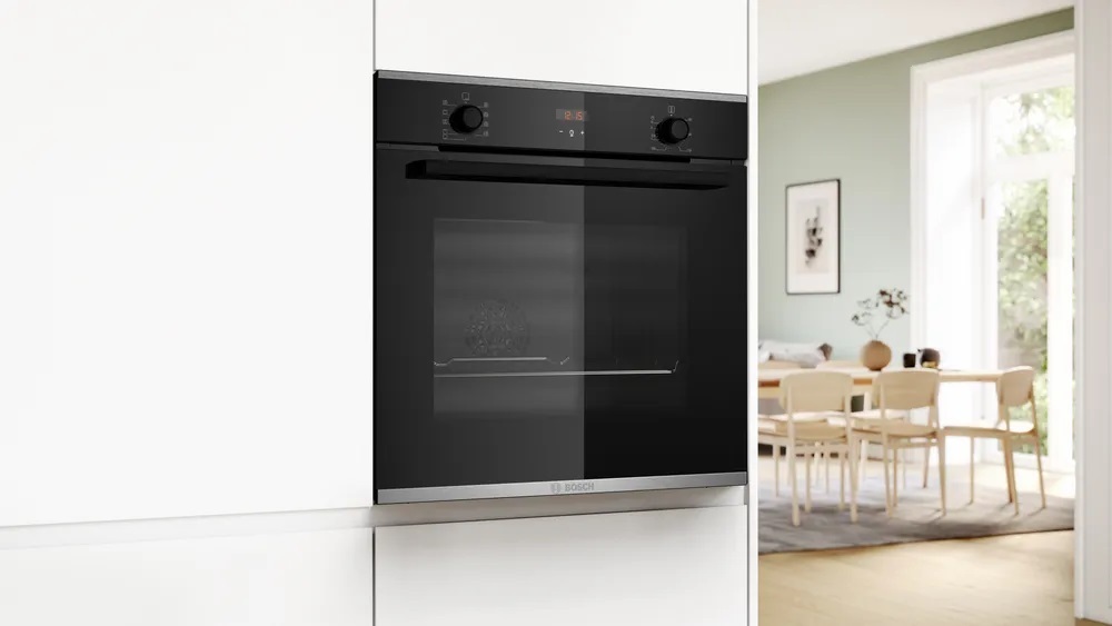 Bosch pećnica HBA234EB3