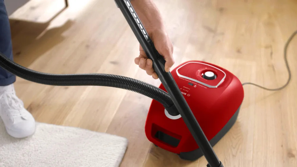 BOSCH usisivač s vrećicom BGB41PET1 ProAnimal, 700 W