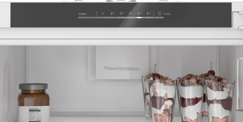 Bosch frižider KIR81ADD0