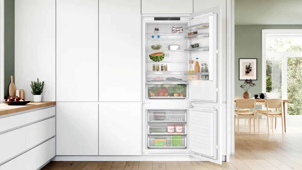 Bosch frižider KBN96VFE0
