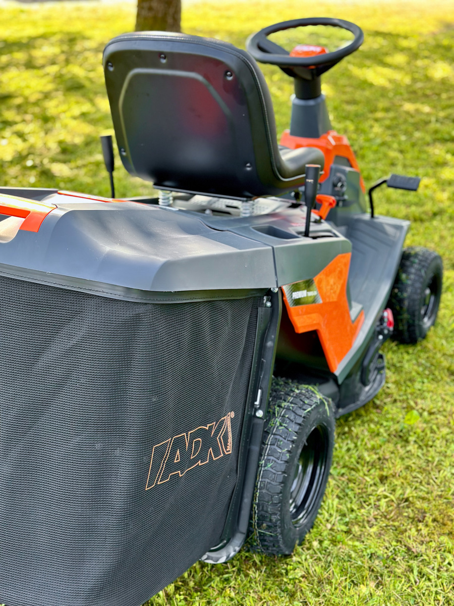 ADK rider traktor kosilica TR66RSD4 - Loncin motor 224 cm³ / 65 cm / 6,0 KS