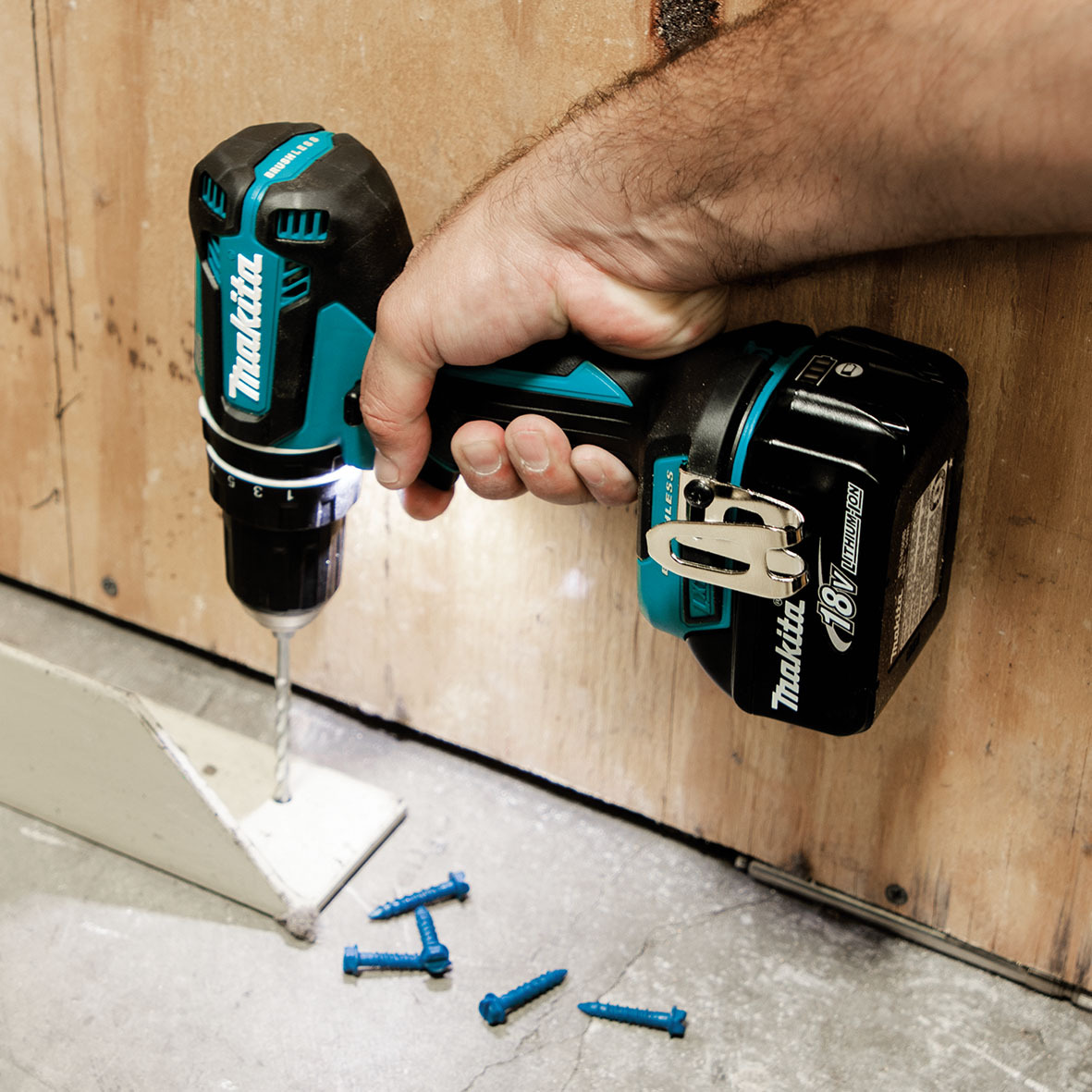 MAKITA akumulatorska bušilica-izvijač DDF485Z (18V, Li-ion, BL) - SAMO ALAT