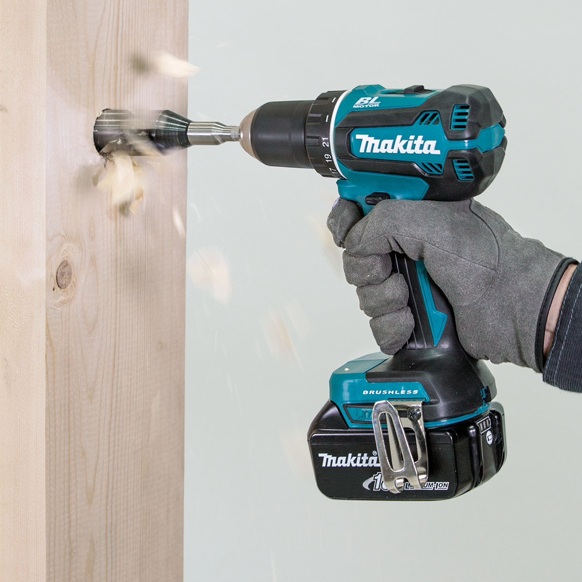 MAKITA akumulatorska bušilica-izvijač DDF485Z (18V, Li-ion, BL) - SAMO ALAT