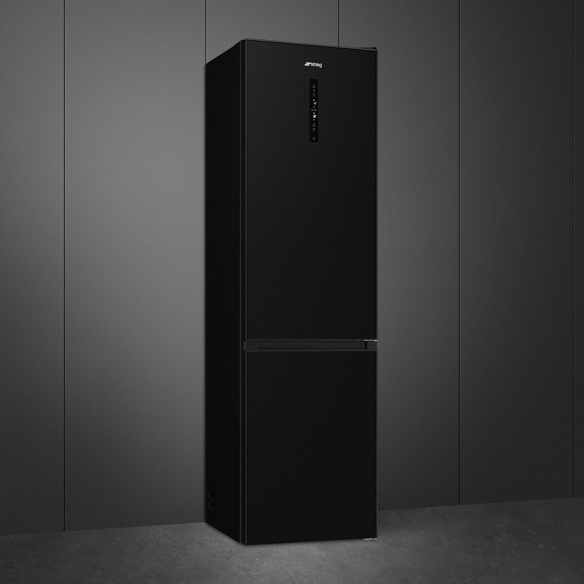 Smeg frižider RC21KDNMC