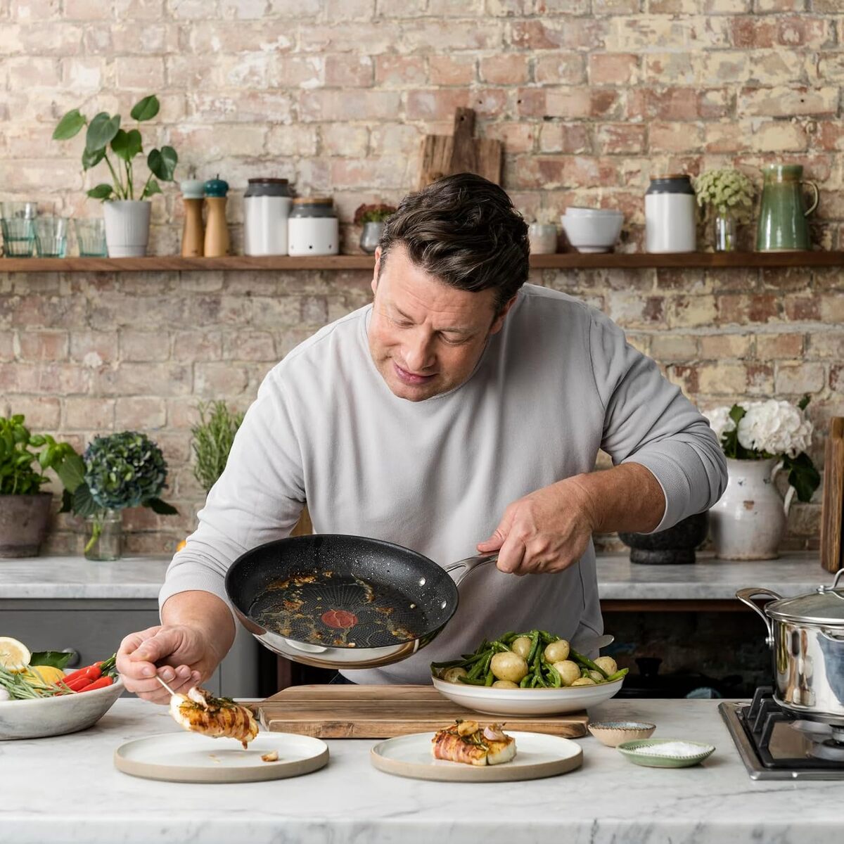 Tefal Jamie Oliver set tava 3/1 – pogled sa strane