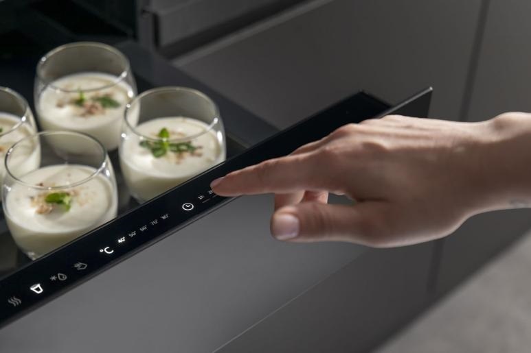 Hisense ladica za zagrijavanje WDH14BG