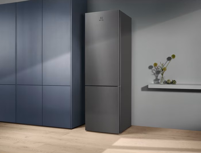 Electrolux frižider LNT5ME36U1