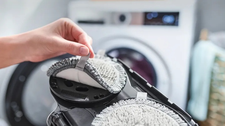 BOSCH štapni usisivač BCS71HYG2 Unlimited 7 ProHygienic Aqua, 18 V, do 40 min, bijeli