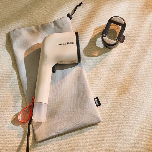 Braun vertikalna pegla na paru GS 3012 QuickStyle 3, bež