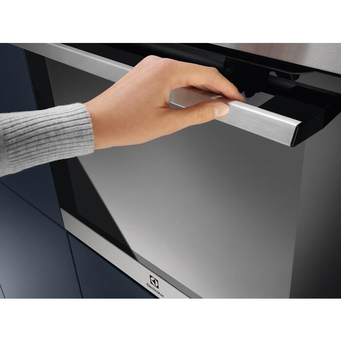 Electrolux pećnica EOH4P56BX