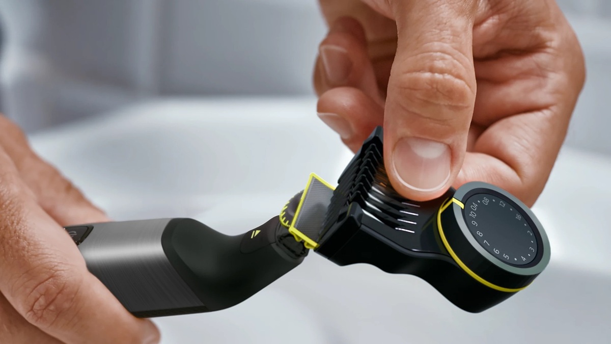 PHILIPS aparat za brijanje QP6652/61 OneBlade Pro 360 Face + Body