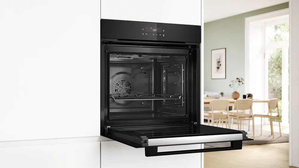 Bosch pećnica HBA571BB4