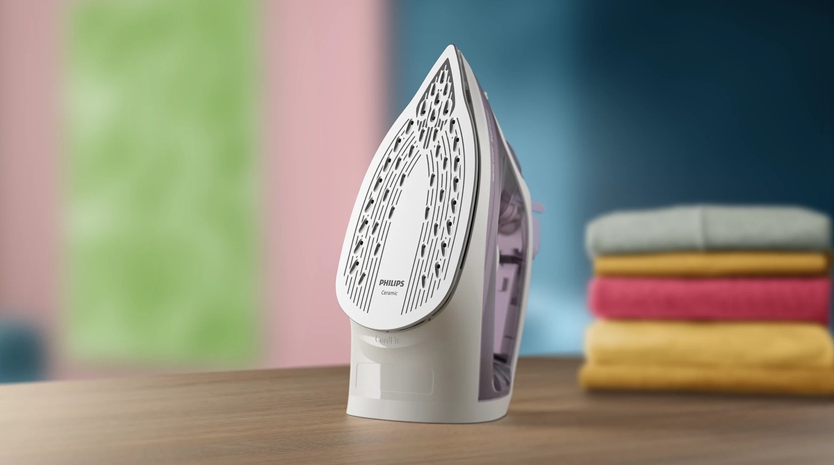 PHILIPS pegla na paru DST2020/30, 2000 W, 110g udar pare, 250 mL