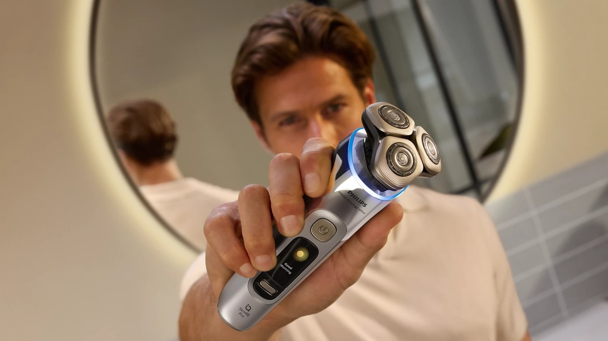 PHILIPS aparat za brijanje XP9404/46 i9000 Prestige Ultra sa SkinIQ Pro tehnologijom