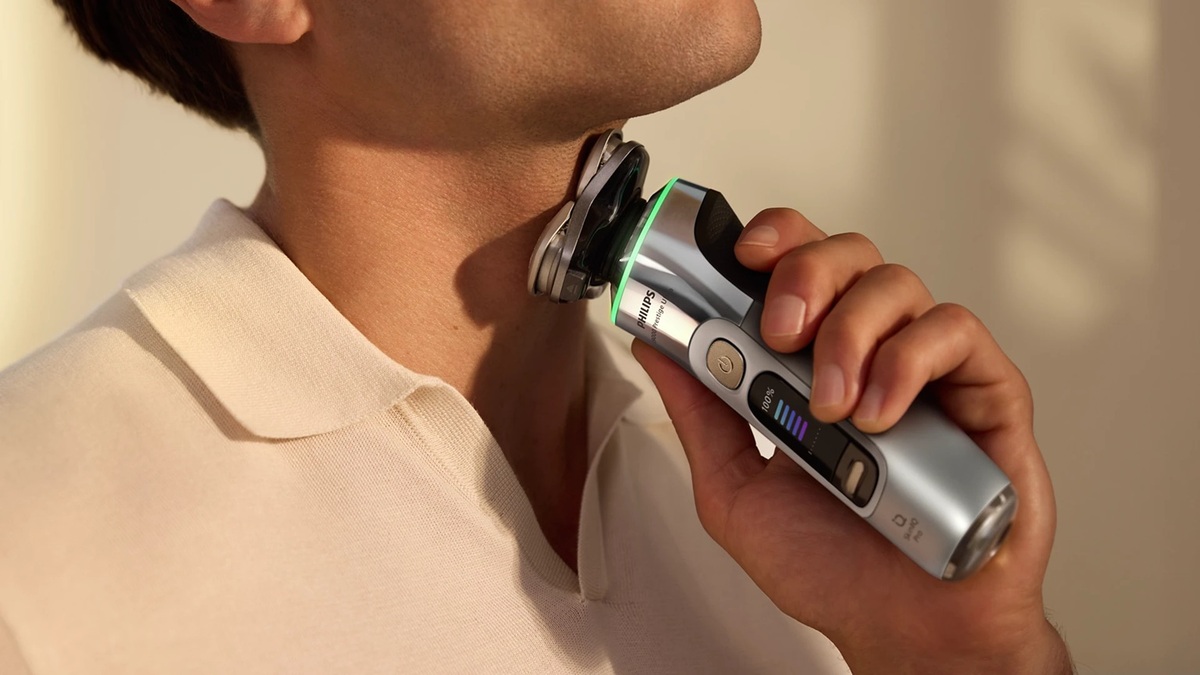 PHILIPS aparat za brijanje XP9404/46 i9000 Prestige Ultra sa SkinIQ Pro tehnologijom