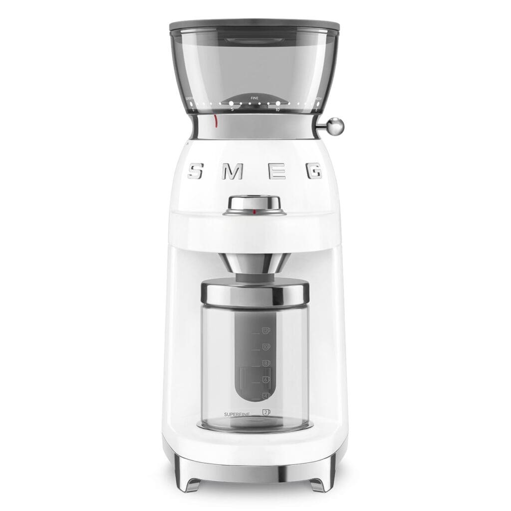 Smeg poluprofesionalni mlin za kafu CGF03WHEU, bijeli