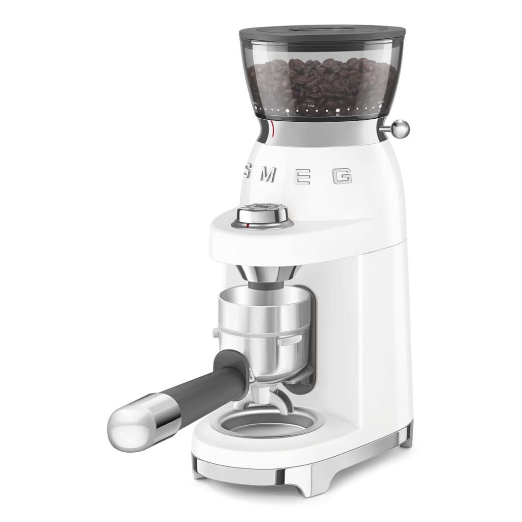 Smeg poluprofesionalni mlin za kafu CGF03WHEU, bijeli