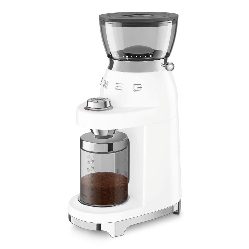 Smeg poluprofesionalni mlin za kafu CGF03WHEU, bijeli