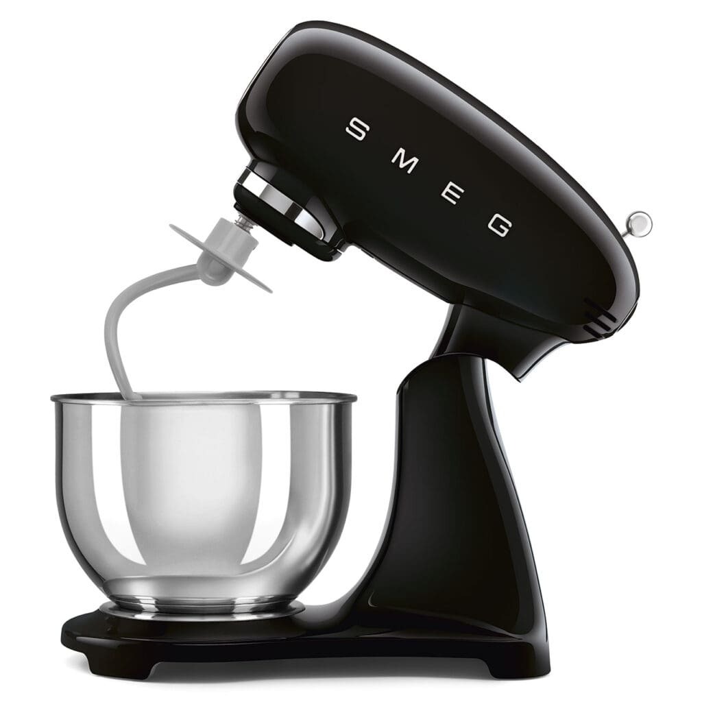 Smeg kuhinjski robot SMF05BLEU, crna