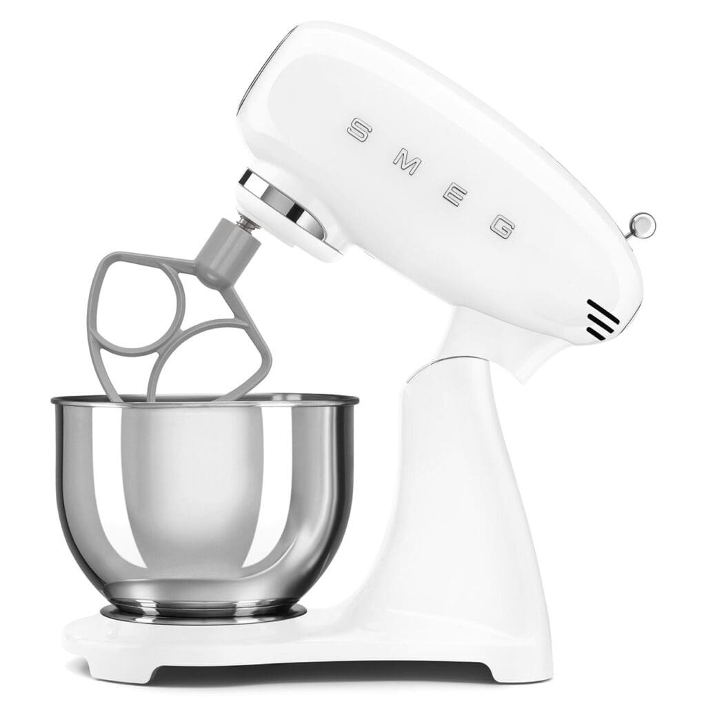 Smeg kuhinjski robot SMF05WHEU, bijela