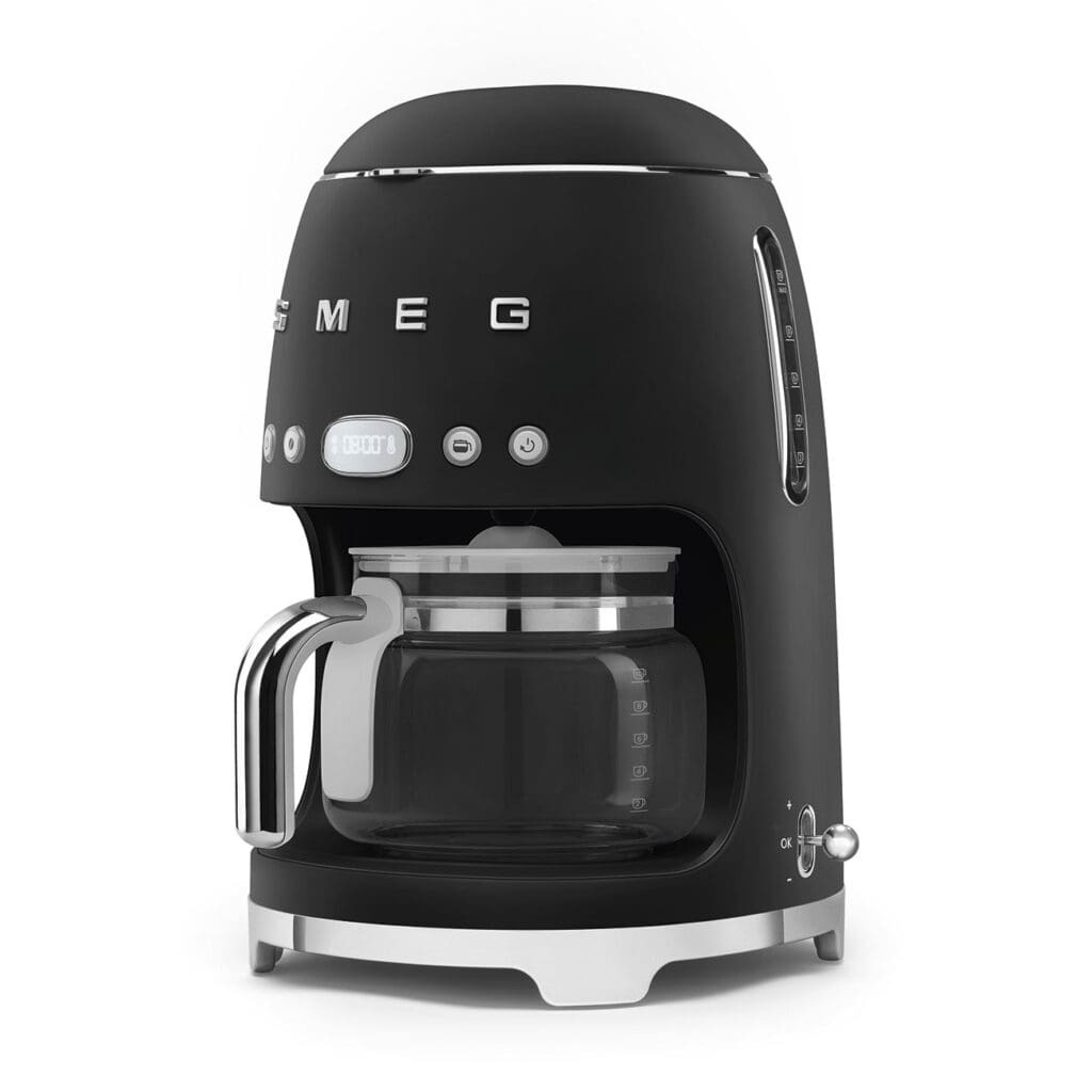Smeg aparat za filter kafu DCF02BLMEU, crni