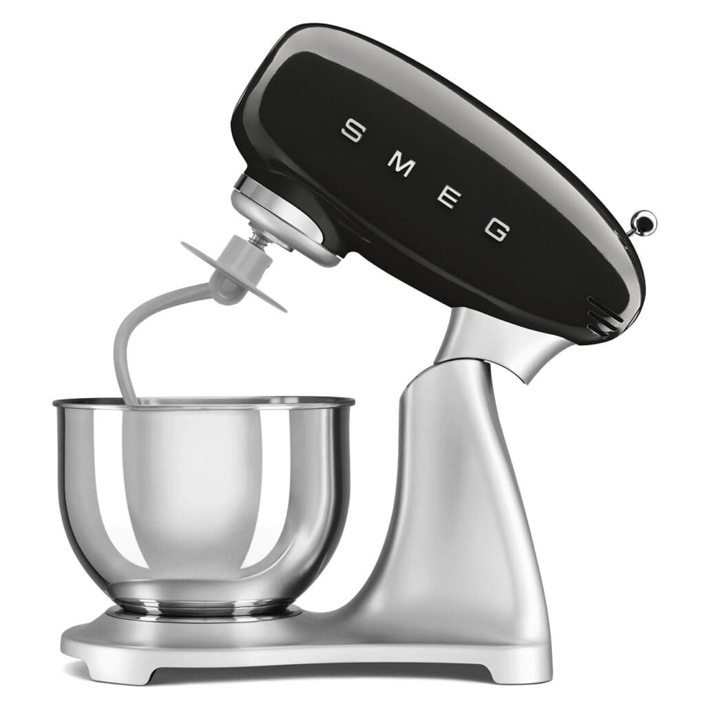 Smeg kuhinjski robot SMF04BLEU, crna